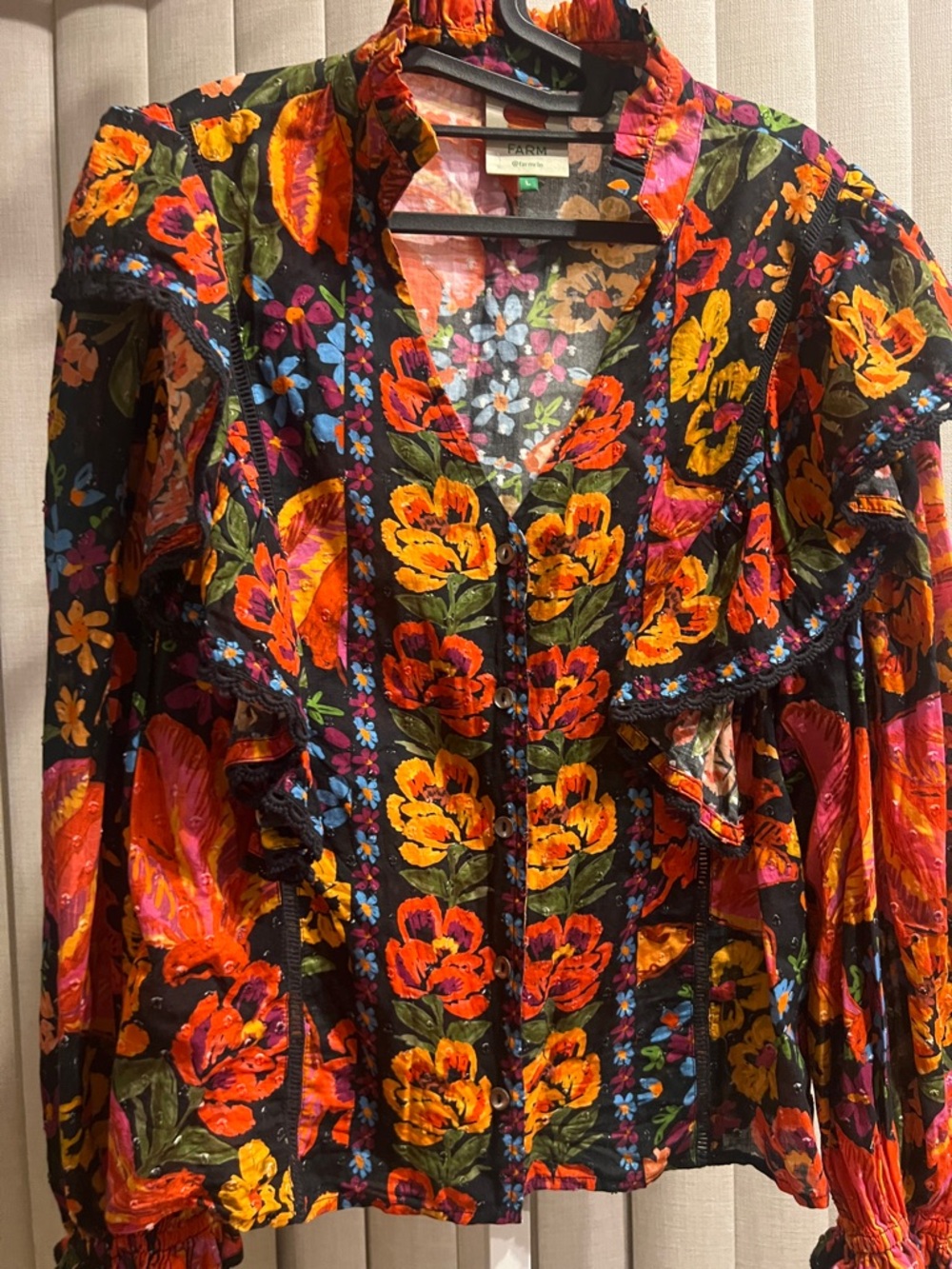 FARM Rio NWOT Black Floral Ruffle Swiss Dot Cotton Blouse Large - Picture 6 of 8
